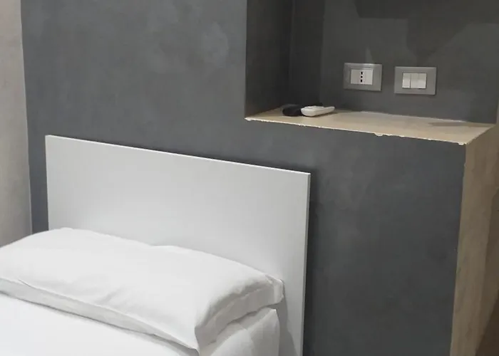 Frattina Grand 4* Róma