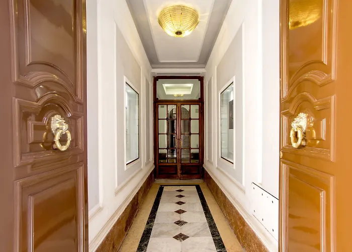 Frattina Grand Vendégház 4*