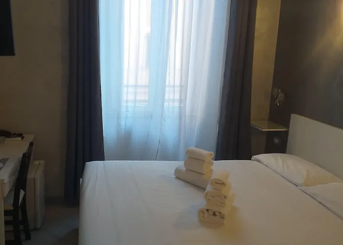 Casa de hóspedes Frattina Grand 4*