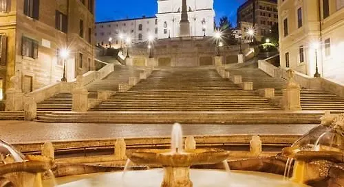 Vendégház Frattina Grand 4*